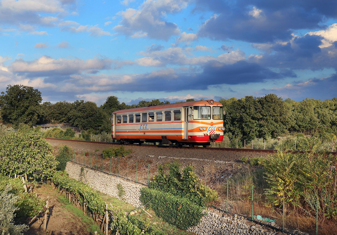 IGE Sizilien Schienenkreuzfahrt Mandelblte Eisenbahnreise Bahnreise tna - IGE Erlebnisreisen | (c) IGE Hendrik Bloem Ina Pilhfer Alba Incoming